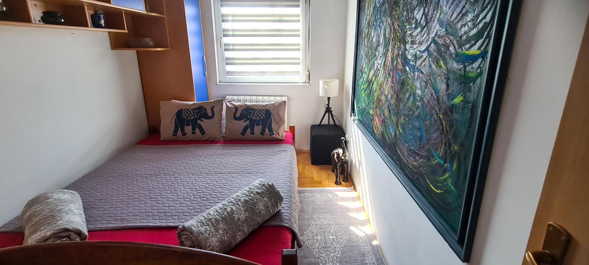 Dina Cozy Zemun